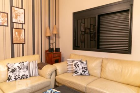 Apartamento à venda com 160m², 3 quartos e 3 vagas Apartamento à venda com 160m², 3 quartos e 3 vagasSala