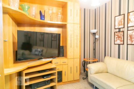 Apartamento à venda com 160m², 3 quartos e 3 vagas Apartamento à venda com 160m², 3 quartos e 3 vagasSala