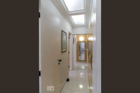 Apartamento à venda com 160m², 3 quartos e 3 vagas Apartamento à venda com 160m², 3 quartos e 3 vagasCorredor