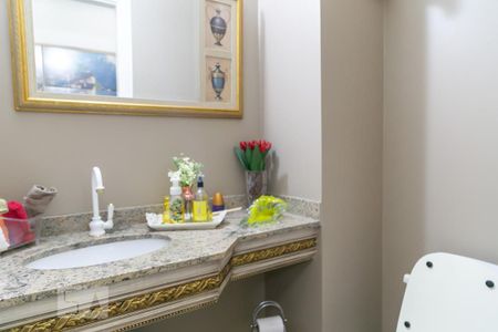 Apartamento à venda com 160m², 3 quartos e 3 vagas Apartamento à venda com 160m², 3 quartos e 3 vagasBanheiro da suíte 3