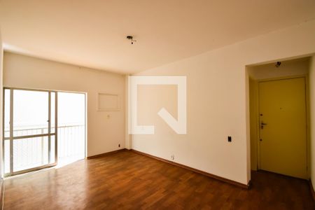 Apartamento para alugar com 82m², 3 quartos e 1 vagaSala