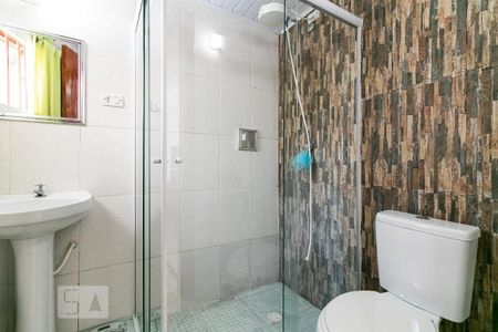 Casa à venda com 107m², 3 quartos e 1 vagaSuíte - Banheiro