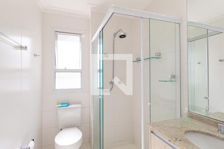 Banheiro de apartamento para alugar com 2 quartos, 54m² em Umuarama, Osasco