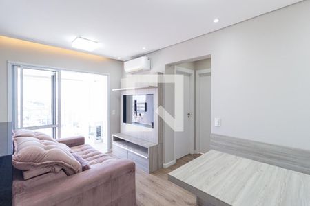 Sala de apartamento para alugar com 2 quartos, 54m² em Umuarama, Osasco