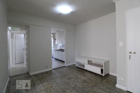 Sala de apartamento à venda com 2 quartos, 62m² em Santo Amaro, São Paulo
