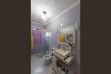 Casa à venda com 230m², 3 quartos e 2 vagasSuite 3