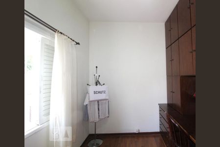 Casa à venda com 201m², 3 quartos e 4 vagasQuarto 3
