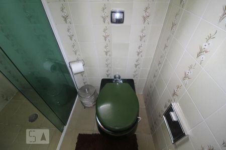 Casa à venda com 201m², 3 quartos e 4 vagasBanheiro 2 social