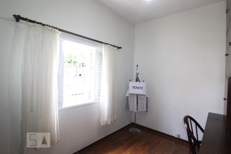 Casa à venda com 201m², 3 quartos e 4 vagasQuarto 3