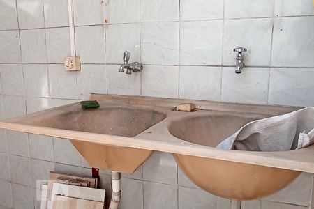 Casa para alugar com 58m², 1 quarto e sem vagaÁrea de serviço - Tanque