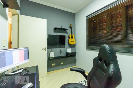 Casa à venda com 198m², 3 quartos e 2 vagas Casa à venda com 198m², 3 quartos e 2 vagasQuarto 2