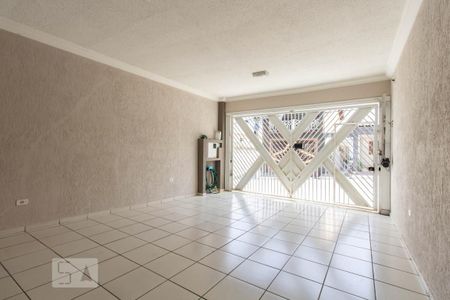 Casa à venda com 198m², 3 quartos e 2 vagas Casa à venda com 198m², 3 quartos e 2 vagasGaragem