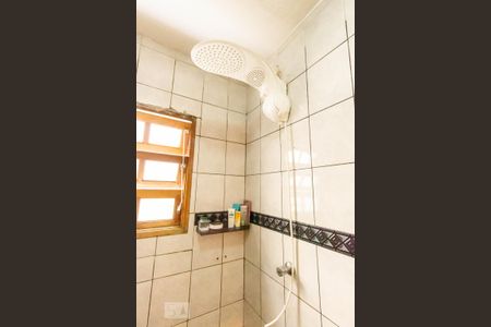 Casa à venda com 198m², 3 quartos e 2 vagas Casa à venda com 198m², 3 quartos e 2 vagasBanheiro 2