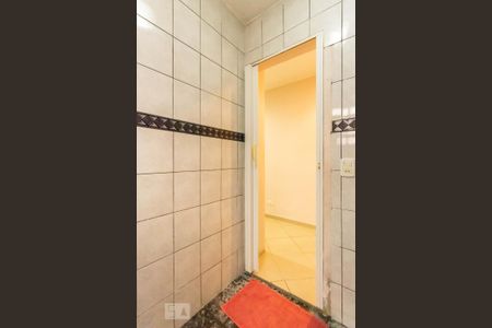 Casa à venda com 198m², 3 quartos e 2 vagas Casa à venda com 198m², 3 quartos e 2 vagasBanheiro 2