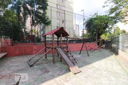 Apartamento para alugar com 52m², 2 quartos e 1 vaga Apartamento para alugar com 52m², 2 quartos e 1 vagaPlayground