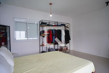 Casa de condomínio à venda com 77m², 1 quarto e 1 vagaSuíte