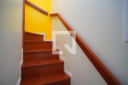 Casa de condomínio à venda com 77m², 1 quarto e 1 vagaAcesso suite