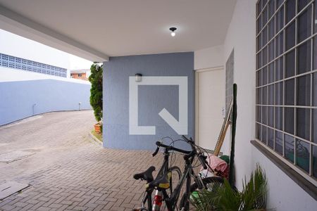 Sala - Vista de casa de condomínio à venda com 1 quarto, 77m² em Jardim Carvalho, Porto Alegre