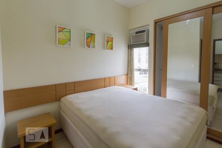 Quarto de apartamento à venda com 1 quarto, 30m² em Lago Norte, Brasília