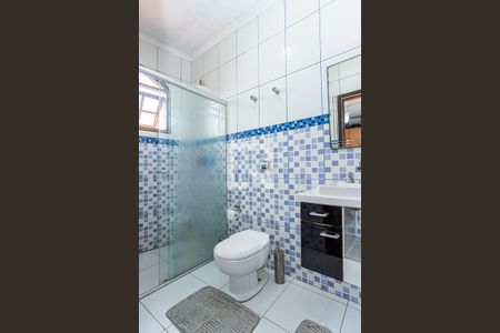 Casa à venda com 360m², 3 quartos e 8 vagas Casa à venda com 360m², 3 quartos e 8 vagasBanheiro suite 2