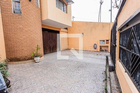 Casa à venda com 360m², 3 quartos e 8 vagas Casa à venda com 360m², 3 quartos e 8 vagasGaragem descoberta