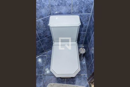 Casa à venda com 360m², 3 quartos e 8 vagas Casa à venda com 360m², 3 quartos e 8 vagasDetalhe Lavabo