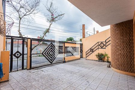 Casa à venda com 360m², 3 quartos e 8 vagas Casa à venda com 360m², 3 quartos e 8 vagasGaragem descoberta