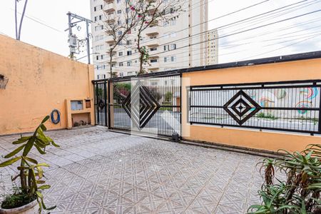 Casa à venda com 360m², 3 quartos e 8 vagas Casa à venda com 360m², 3 quartos e 8 vagasGaragem descoberta