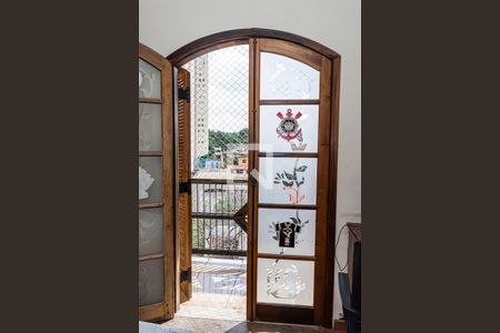 Casa à venda com 360m², 3 quartos e 8 vagas Casa à venda com 360m², 3 quartos e 8 vagasVaranda Suite 1