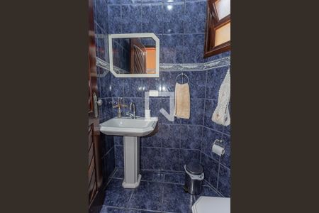 Casa à venda com 360m², 3 quartos e 8 vagas Casa à venda com 360m², 3 quartos e 8 vagasLavabo