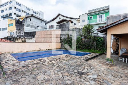 Casa à venda com 360m², 3 quartos e 8 vagas Casa à venda com 360m², 3 quartos e 8 vagasPiscina e churrasqueira