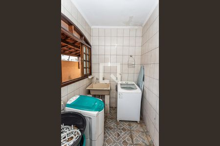 Casa à venda com 360m², 3 quartos e 8 vagas Casa à venda com 360m², 3 quartos e 8 vagasÁrea de Serviço