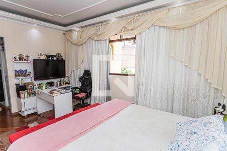 Casa à venda com 360m², 3 quartos e 8 vagas Casa à venda com 360m², 3 quartos e 8 vagasSuite 3