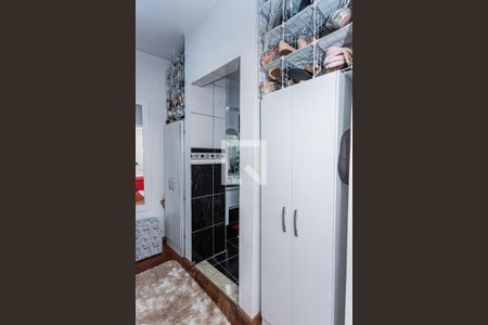 Casa à venda com 360m², 3 quartos e 8 vagas Casa à venda com 360m², 3 quartos e 8 vagasCloset suite 3