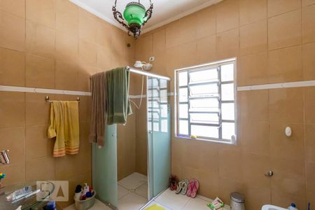 Casa à venda com 300m², 2 quartos e 4 vagasBanheiro