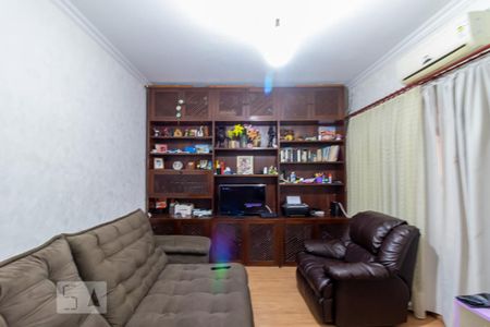 Sala  de casa à venda com 2 quartos, 300m² em Cambuci, São Paulo