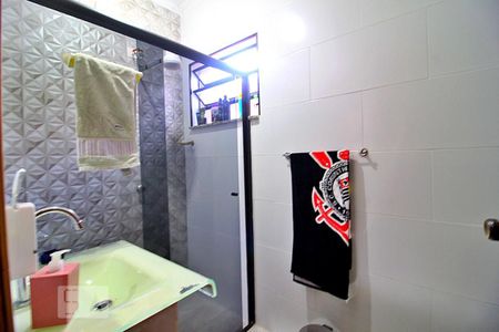 Casa à venda com 255m², 4 quartos e 5 vagasBanheiro 1