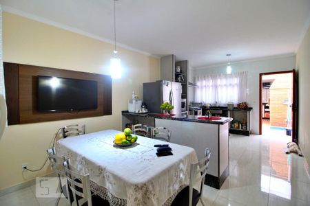 Casa à venda com 255m², 4 quartos e 5 vagasCozinha