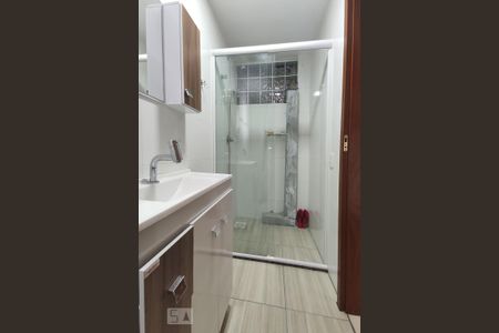 Casa à venda com 160m², 2 quartos e 2 vagas