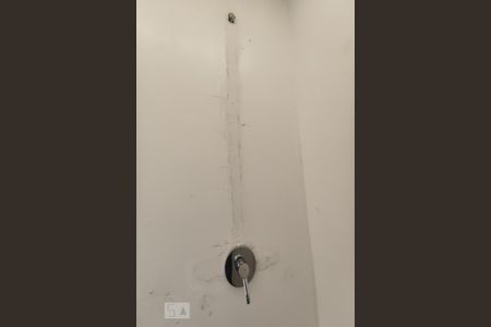 Casa à venda com 160m², 2 quartos e 2 vagas Casa à venda com 160m², 2 quartos e 2 vagasBanheiro