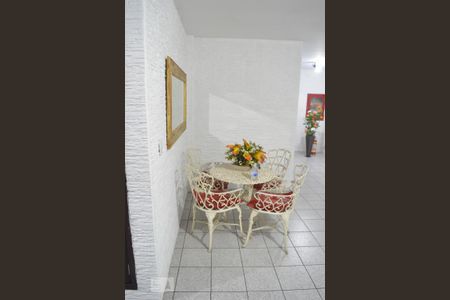 Apartamento para alugar com 72m², 2 quartos e 1 vagaHall social