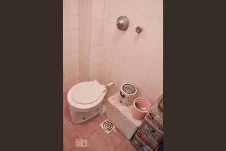 Apartamento para alugar com 72m², 2 quartos e 1 vagaBanheiro de Serviço