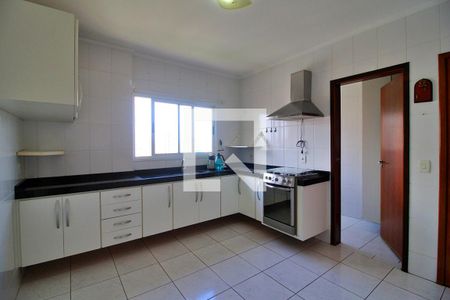 Apartamento à venda com 88m², 3 quartos e 2 vagasCozinha