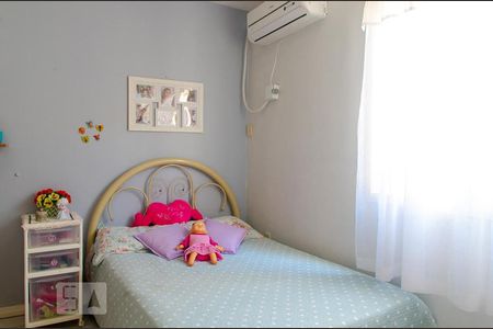 Quarto 1 de casa à venda com 4 quartos, 200m² em Cavalhada, Porto Alegre