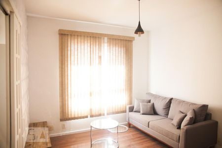 Apartamento para alugar com 28m², 1 quarto e 1 vaga Apartamento para alugar com 28m², 1 quarto e 1 vagaSala