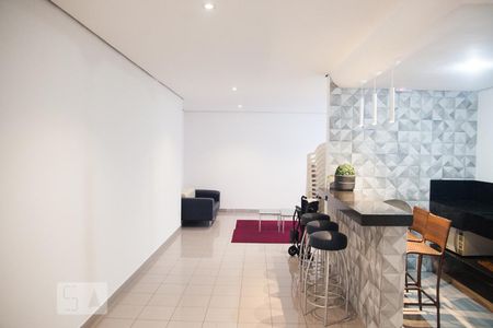 Apartamento para alugar com 28m², 1 quarto e 1 vaga Apartamento para alugar com 28m², 1 quarto e 1 vagaÁrea comum - Salão de festas