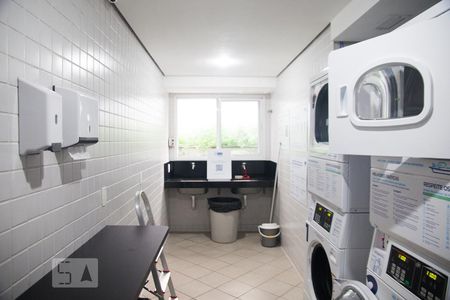 Apartamento para alugar com 28m², 1 quarto e 1 vaga Apartamento para alugar com 28m², 1 quarto e 1 vagaÁrea comum - Lavanderia