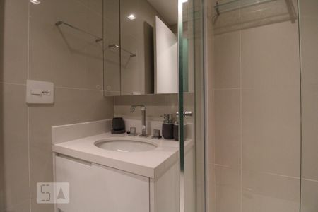 Apartamento para alugar com 58m², 1 quarto e 2 vagasBanheiro da suíte