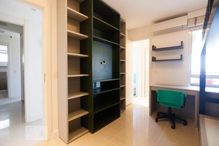 Apartamento para alugar com 4 quartos, 193m² em Barra da Tijuca, Rio de Janeiro