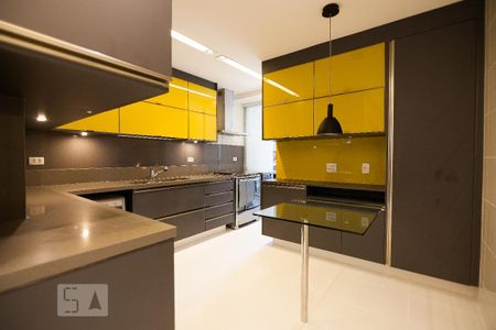 Apartamento para alugar com 4 quartos, 193m² em Barra da Tijuca, Rio de Janeiro